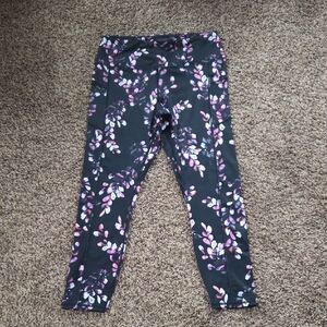 GAIAM Leggings with Pink and Purple Leaf Pattern